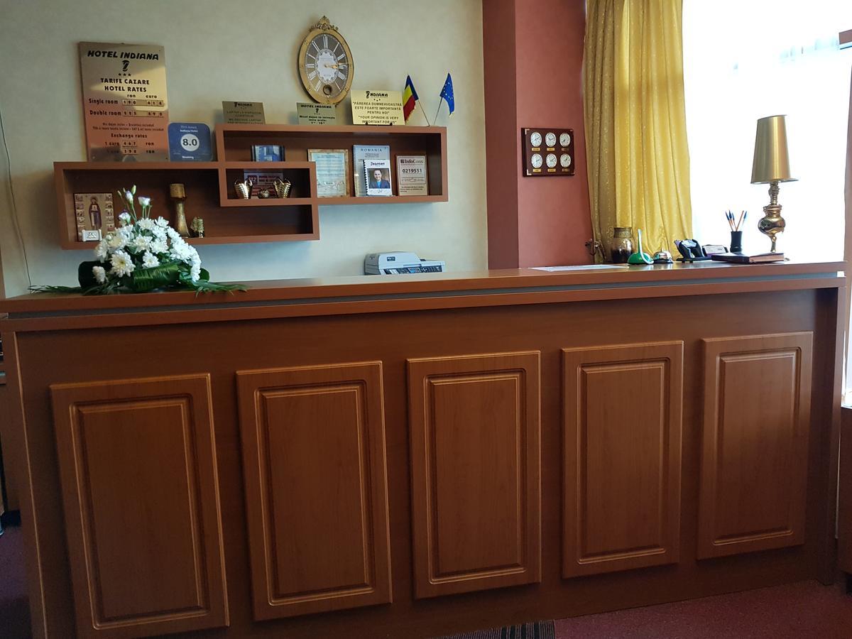 Indiana Hotel Yaş Dış mekan fotoğraf
